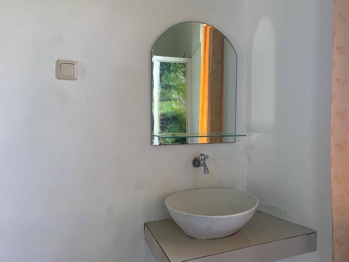 Ana Inn Ambarawa Mitra Reddoorz Semarang Ngoại thất bức ảnh